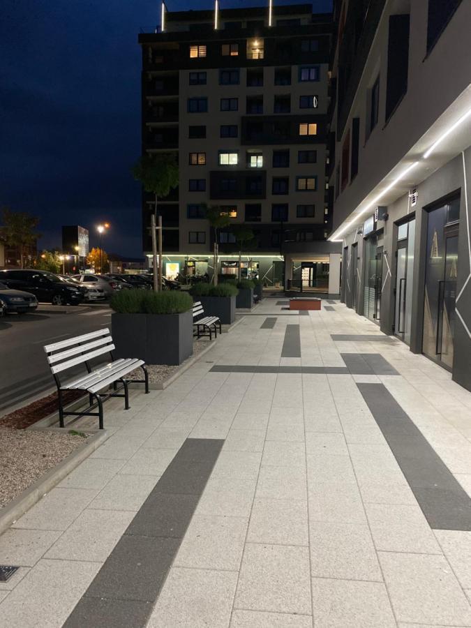 Atmartments Etna Bulevar, Free Private Parking Szarajevó Kültér fotó